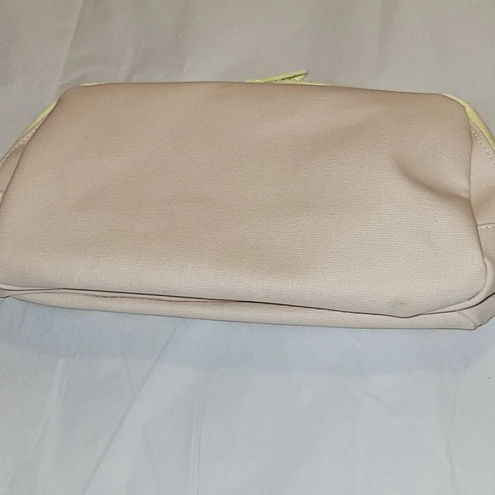 Marc Jacobs Light Pink Cosmetics Toiletries Pouch Bag Case